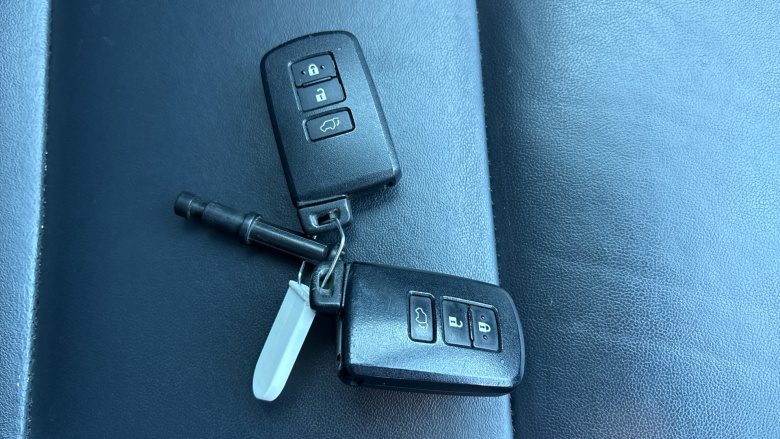 Toyota RAV4 2.0 V-matic Excel TSS 5dr CVT Petrol Estate